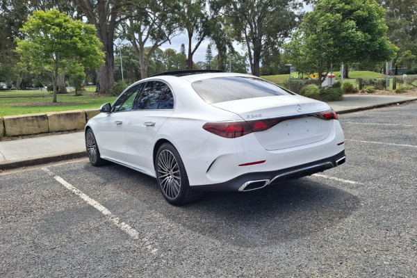 2024 Mercedes-Benz Mb Eclass E300 Sedan Image 5