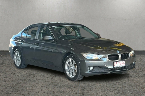 2015 BMW 3 Series F30 Turbo 320d Sport Line Sedan