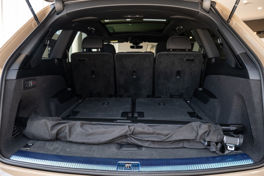 2025 Audi Q7 4M 50 TDI S line SUV