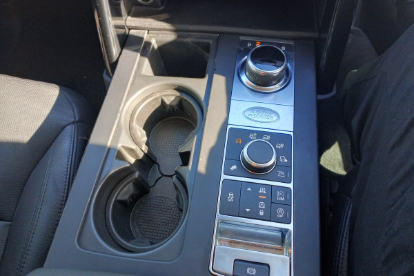 2017 Land Rover Discovery Series 5 SE SUV Image 13