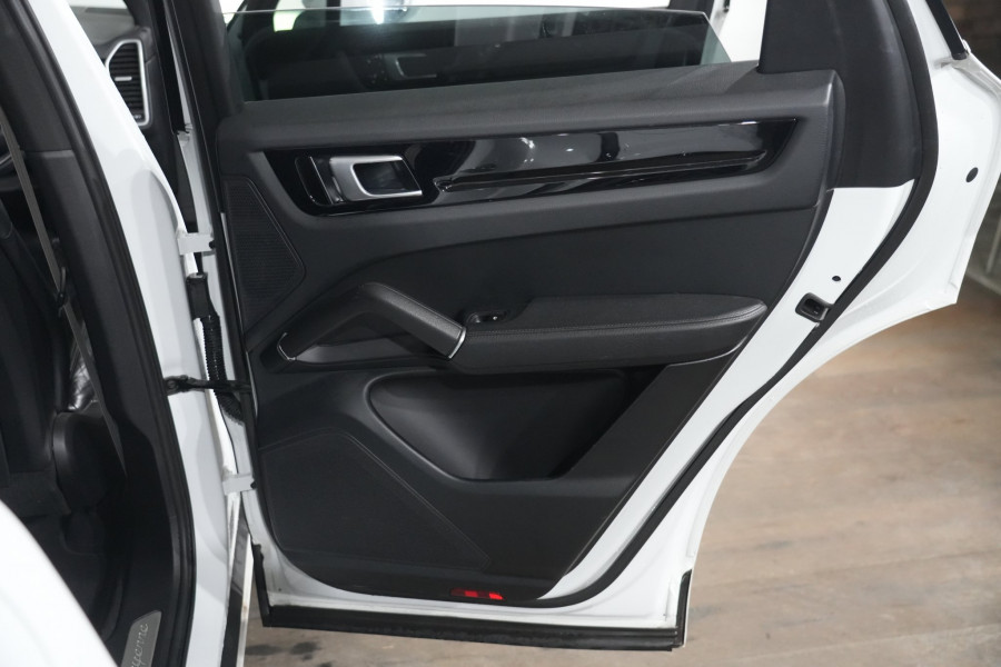 2018 Porsche Cayenne SUV