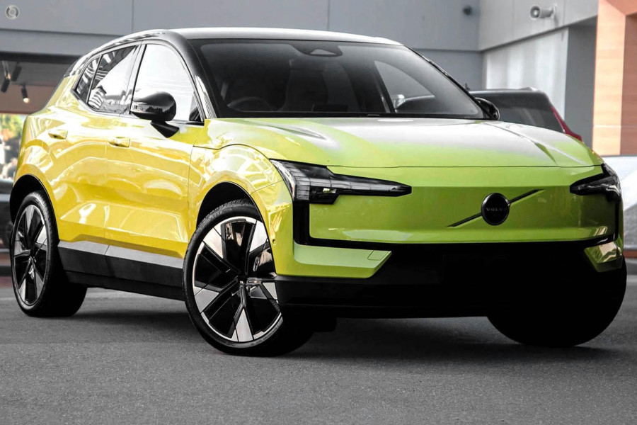 2025 Volvo EX30  Twin Motor Performance Ultra SUV Image 1