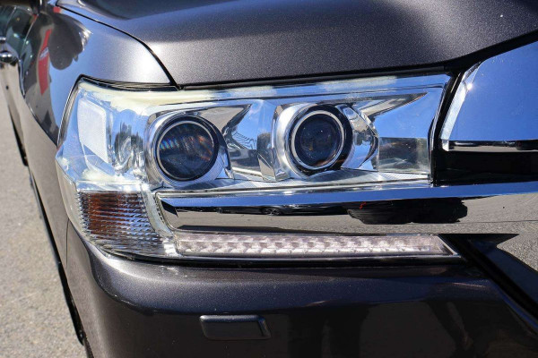 2016 Toyota LandCruiser VDJ200R VX SUV Image 20