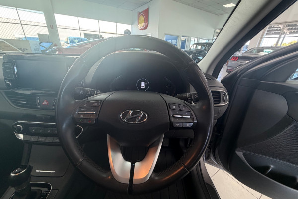2023 Hyundai i30 PD.V4  Hatch Image 21