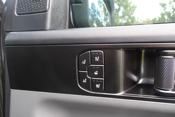 2025 MY26 Kia Tasman TK X-Pro Ute Image 17