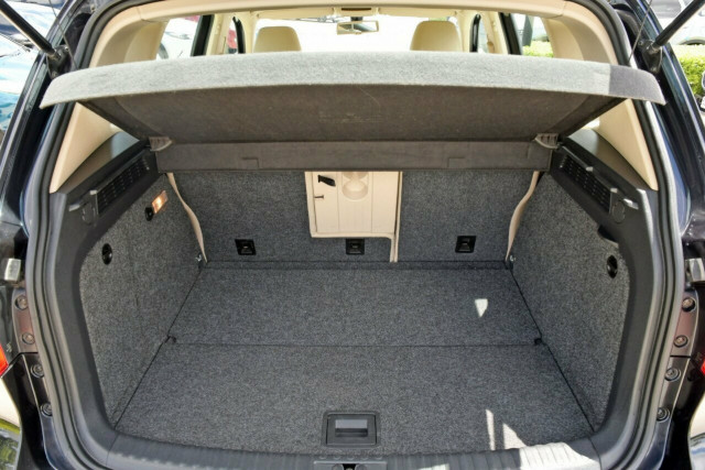 2010 Volkswagen Tiguan 103TDI 4MOTION 15 of 19