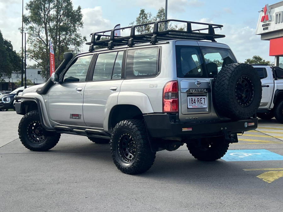 2016 Nissan Patrol GU 10 ST SUV Image 2