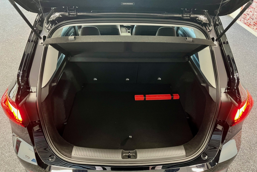 2025 MG ZS Essence 1.5Pt/Cvt SUV Image 10