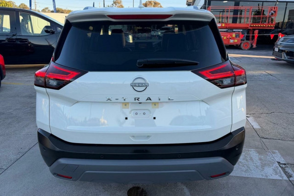 2025 Nissan X-Trail T33 ST-L SUV Image 5