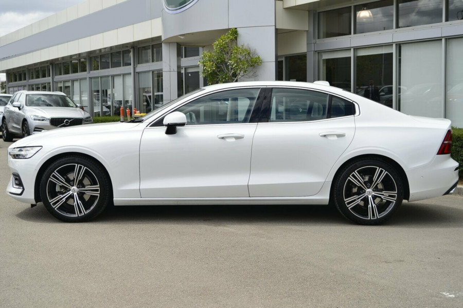 2019 MY20 Volvo S60 Z Series T5 Inscription Sedan Image 17