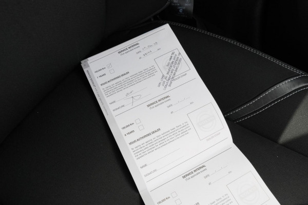 2015 MY16 Volvo V40 M Series T3 Kinetic Hatch Image 21