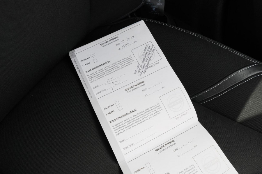 2015 MY16 Volvo V40 M Series T3 Kinetic Hatch Image 21