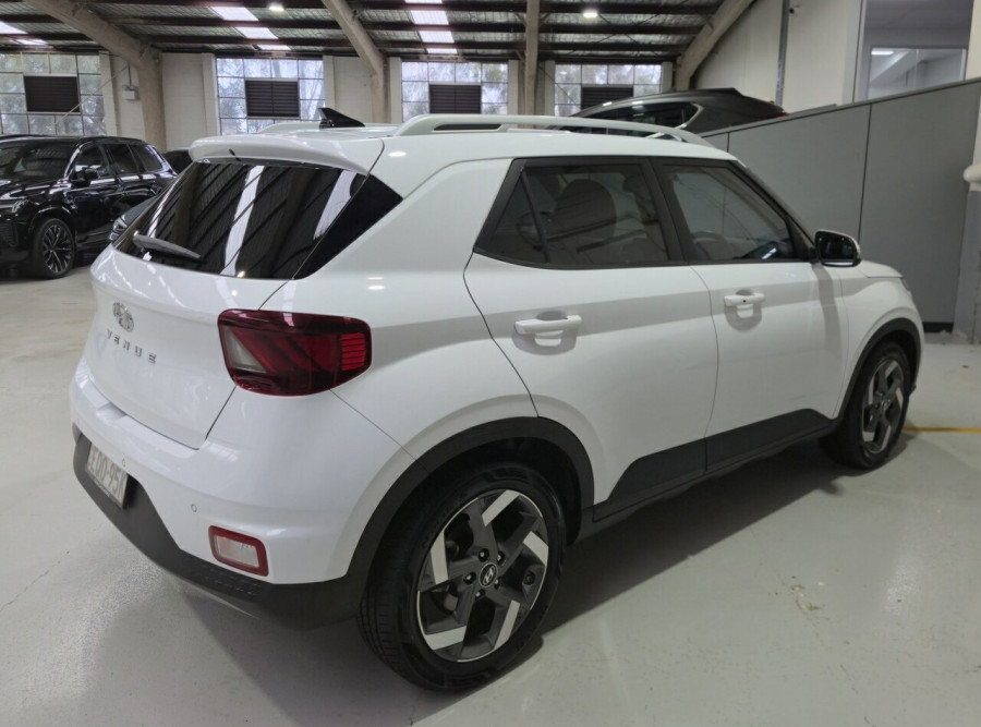 2021 MY22 Hyundai Venue QX.V4 Elite SUV Image 5