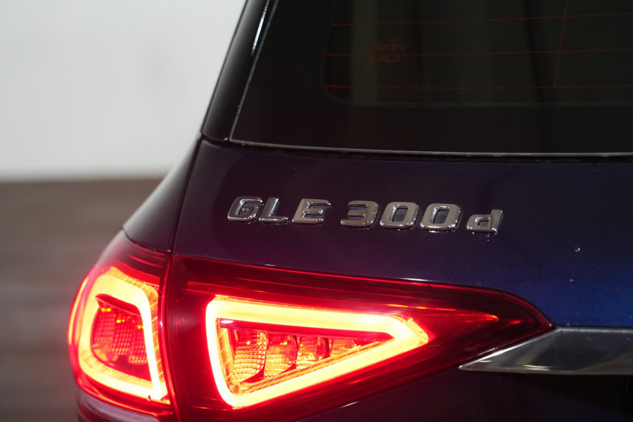 2022 Mercedes-Benz GLE-Class GLE300 d SUV Image 9