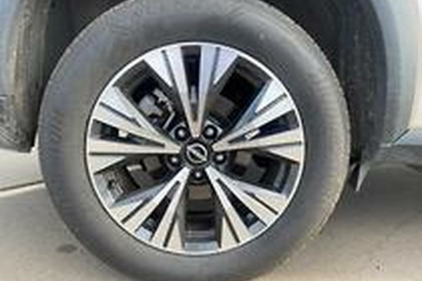 2025 Nissan X-Trail T33 ST-L SUV Image 10