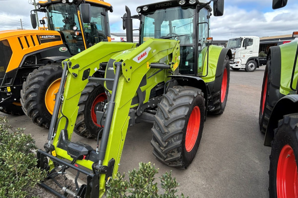 2026 CLAAS TRACTORS 4WD & FWA Image 2