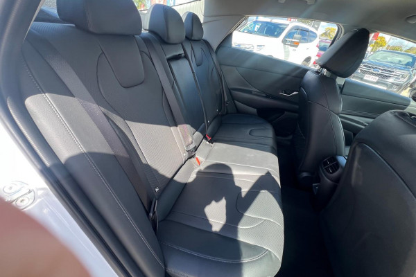 2024 Hyundai i30 CN7.V2 Elite Sedan Image 15