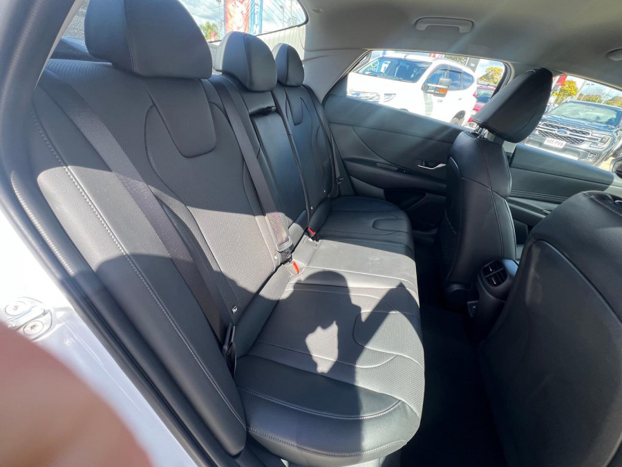 2024 Hyundai i30 CN7.V2 Elite Sedan Image 15
