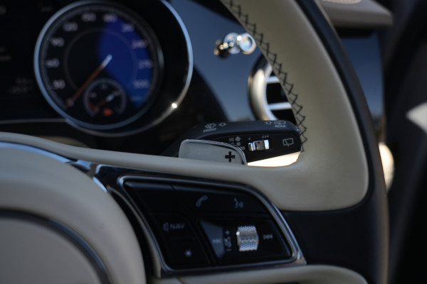 2017 Bentley Bentayga W12 SUV Image 15