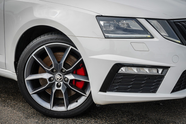2019 Skoda Octavia NE RS 245 Sedan Image 5