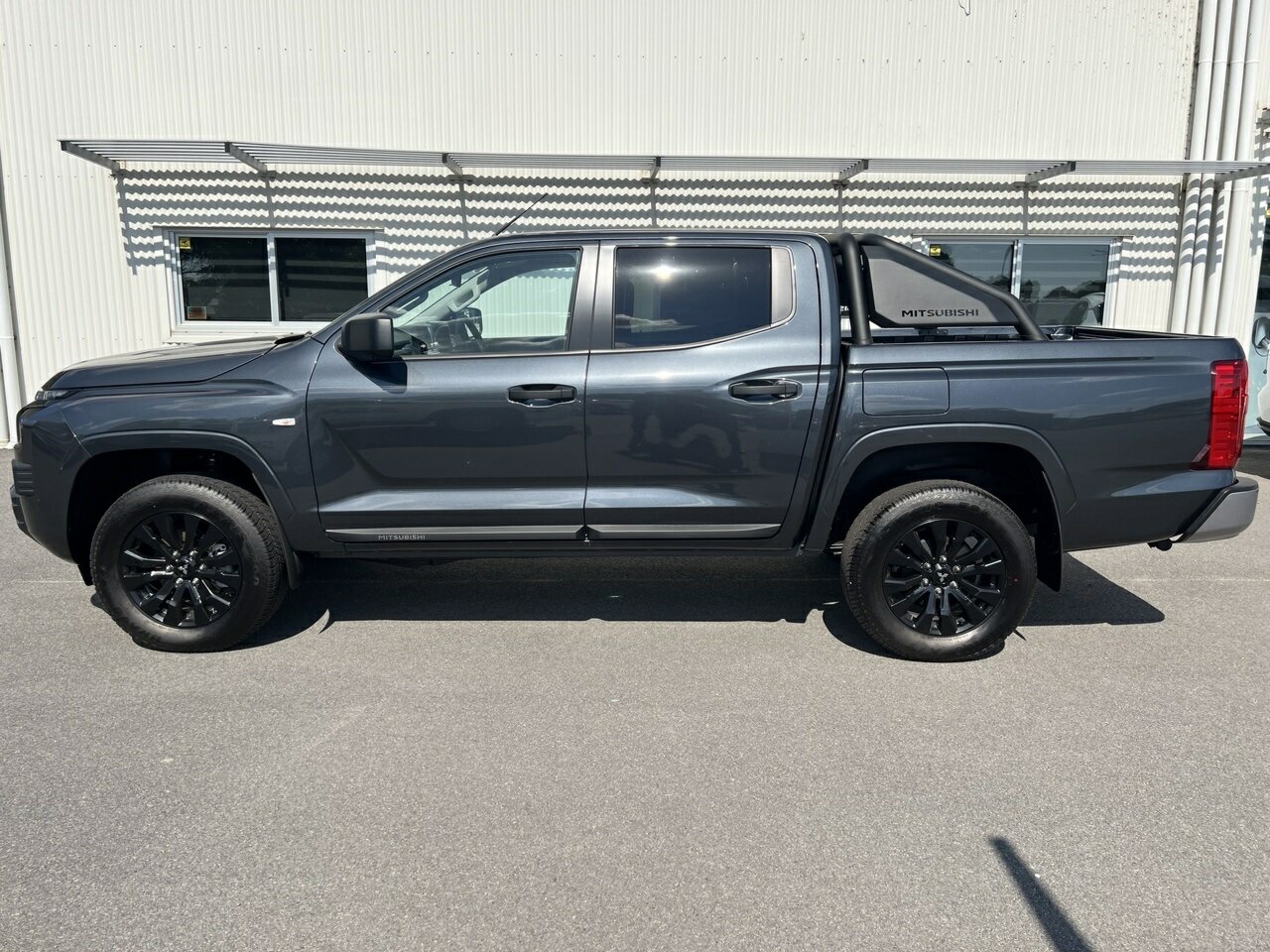 2024 MY24.5 Mitsubishi Triton MV GLX-R Ute Image 9