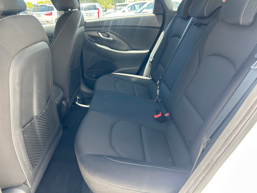 2017 MY18 Hyundai i30 PD Active Hatch Image 9