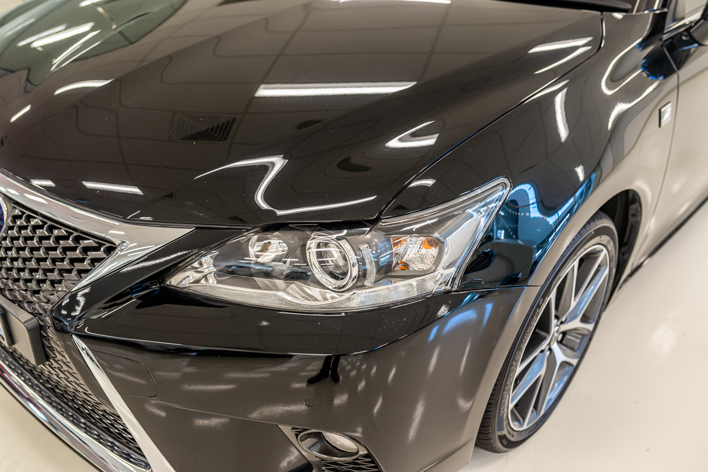 2016 Lexus Ct Hatchback Image 10