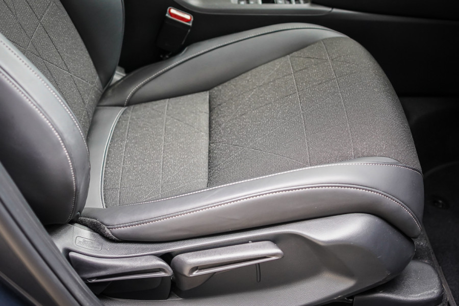 2023 MY22 Honda HR-V  e:HEV L SUV Image 16