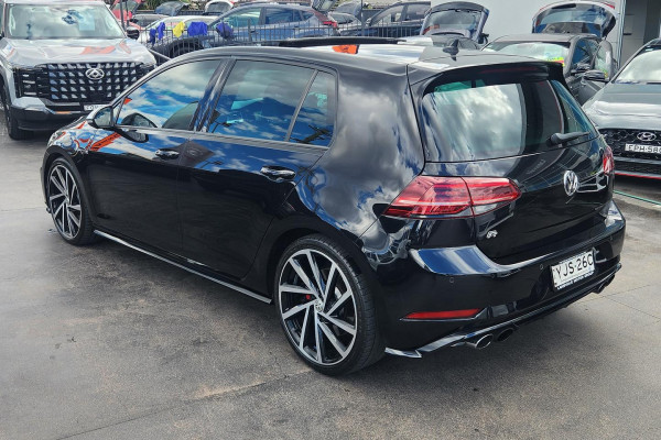 2020 Volkswagen Golf 7.5 R Hatch Image 5