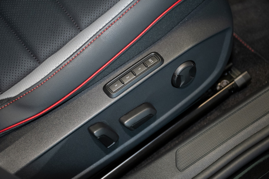 2025 MY26 Volkswagen Golf 8.5 GTI Hatch Image 19