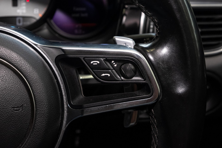 2016 MY17 Porsche Macan 95B S SUV Image 12