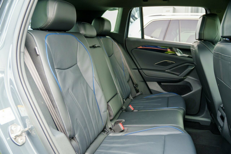 2026 Volkswagen Tiguan CT 195TSI R-Line SUV Image 9