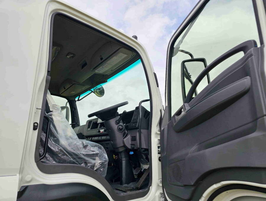 2025 Isuzu FYJ 320-355 AT R67 Cab Chassis Image 4