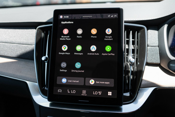 2025 MY26 Volvo XC90 L Series Plus T8 Plug-in Hybrid Dark SUV Image 28