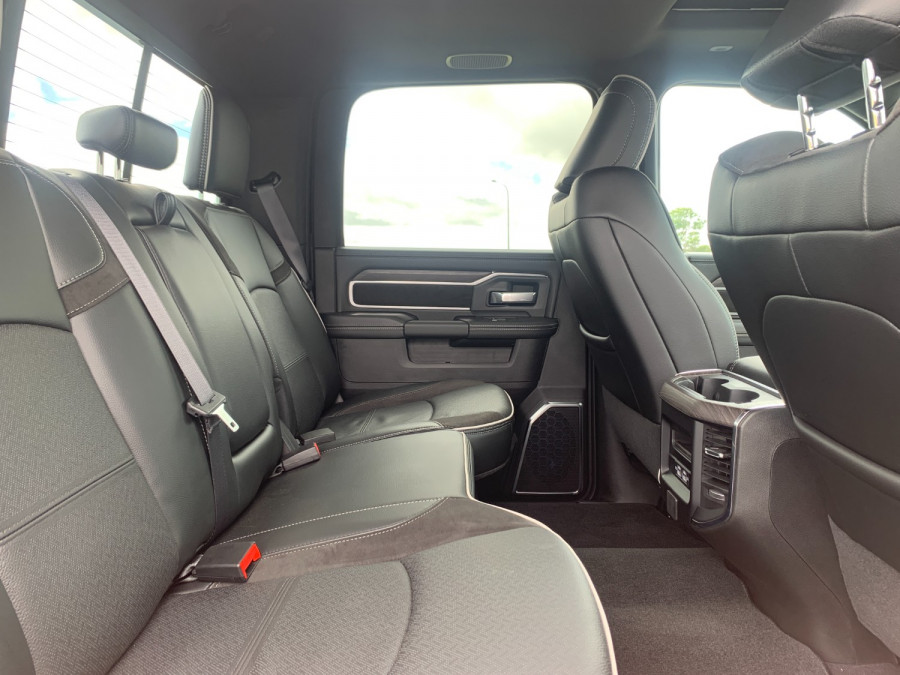 2025 Ram 2500 DJ Laramie Dual Cab Image 14