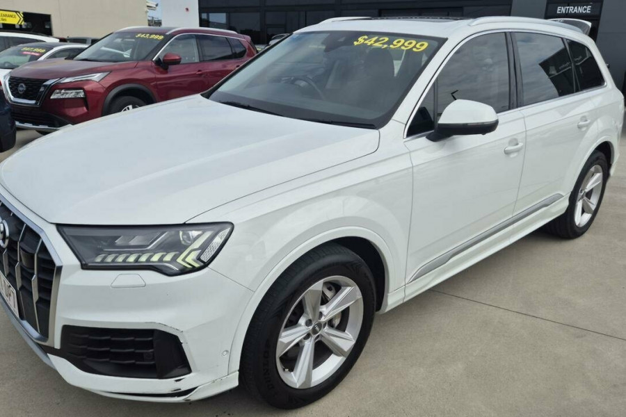 2019 MY20 Audi Q7 4M 45 TDI SUV Image 11