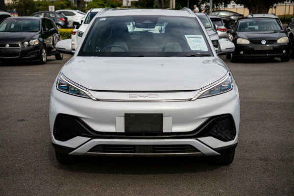 2023 BYD Atto 3 Extended SUV Image 5