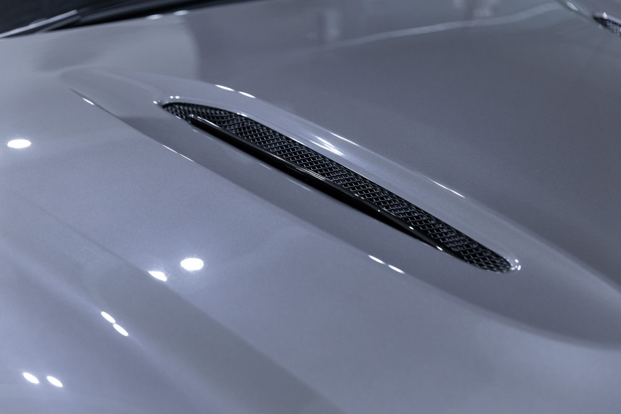 2025 Aston Martin DBX Wagon Image 10