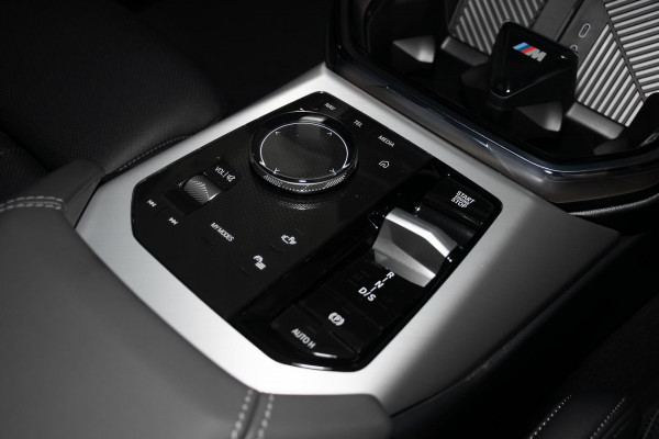 2026 BMW X3 G45 30e xDrive SUV image 14