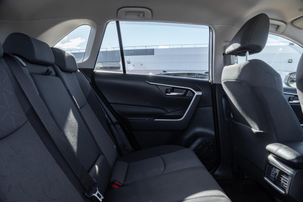 2025 Toyota RAV4 AXAH52R GXL SUV Image 9