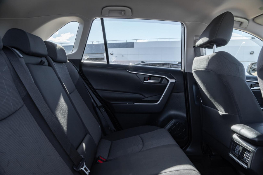 2025 Toyota RAV4 AXAH52R GXL SUV Image 9
