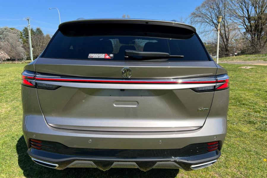 2024 MY24.5 MG HS AS33 Essence SUV Image 6