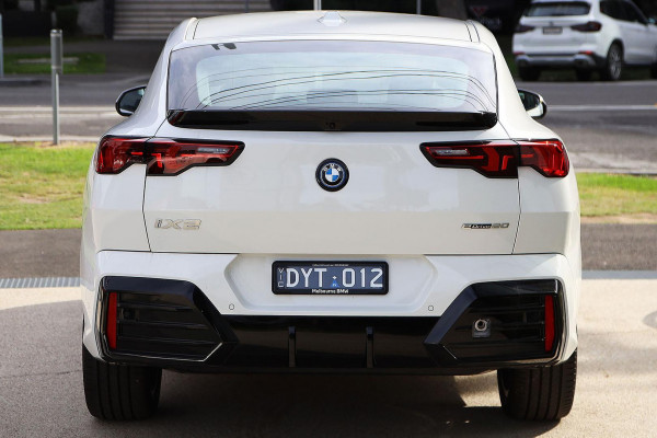 2024 BMW iX2 U10 eDrive20 M Sport SUV image 6