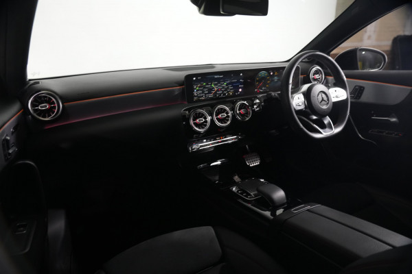 2020 Mercedes-Benz A-Class A250 Hatch Image 12