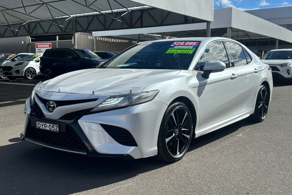 2018 Toyota Camry GSV70R SX Sedan