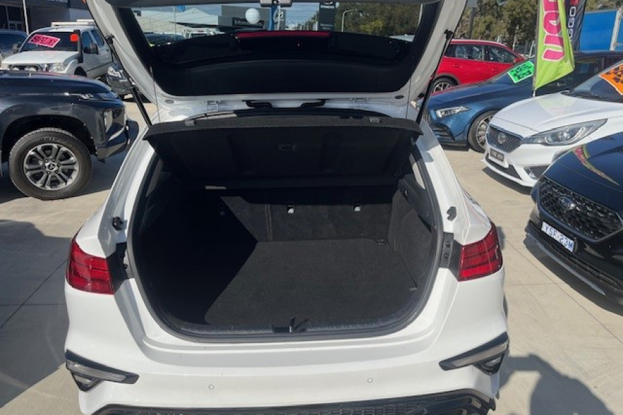 2019 Kia Cerato BD S Hatch Image 9