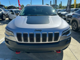 2021 Jeep Cherokee KL Trailhawk SUV image 10