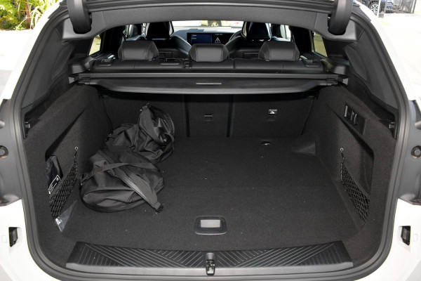 2025 BMW X3 G45 30e xDrive SUV image 23