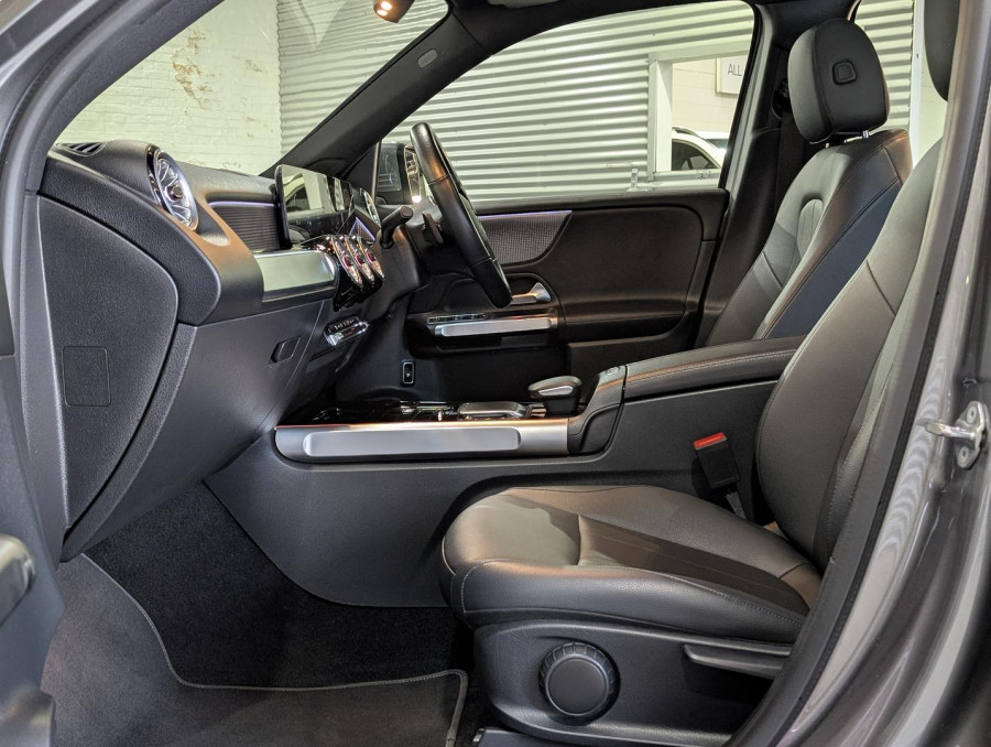 2023 Mercedes-Benz GLB-Class X247 GLB200 SUV Image 25