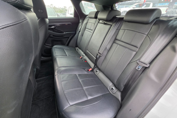 2022 Land Rover Range Rover Evoque L551 R-Dynamic SE SUV Image 29
